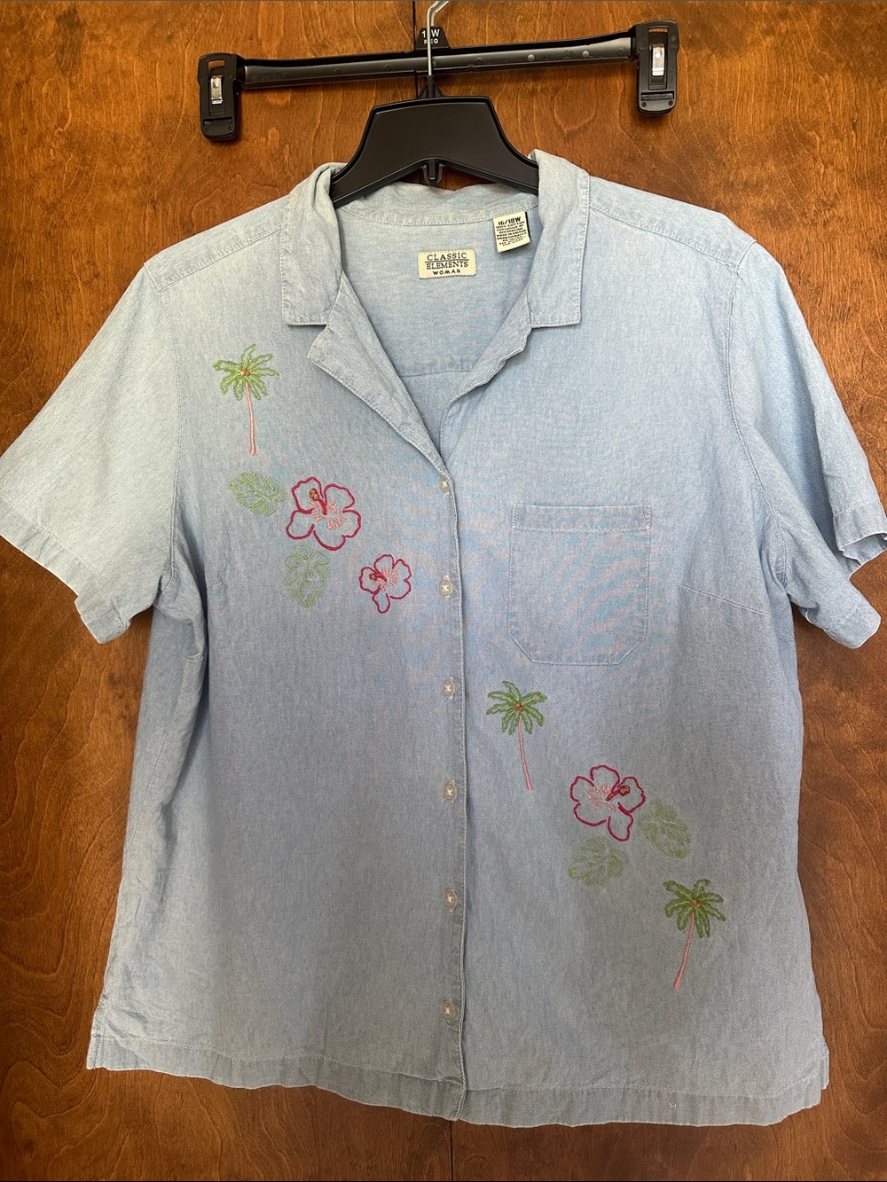 Classic Elements Light Blue Hibiscus & Palm Embroidered 100% Cotton Camp Shirt
